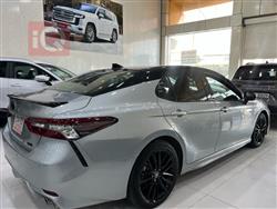 تۆیۆتا کامری